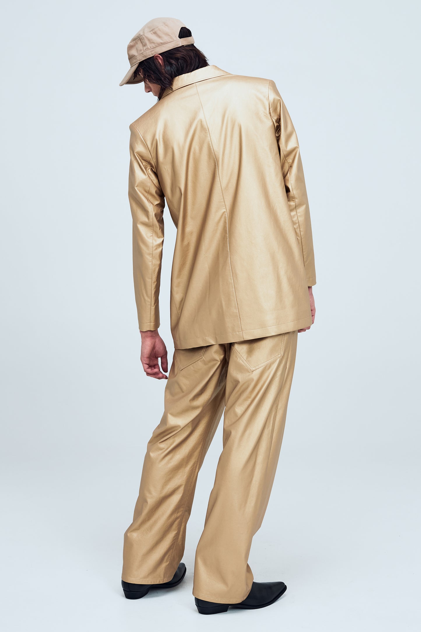 One Wolf cepure, bēša