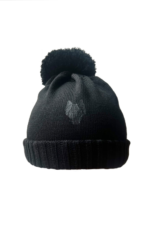 Beanie One Wolf pom pom