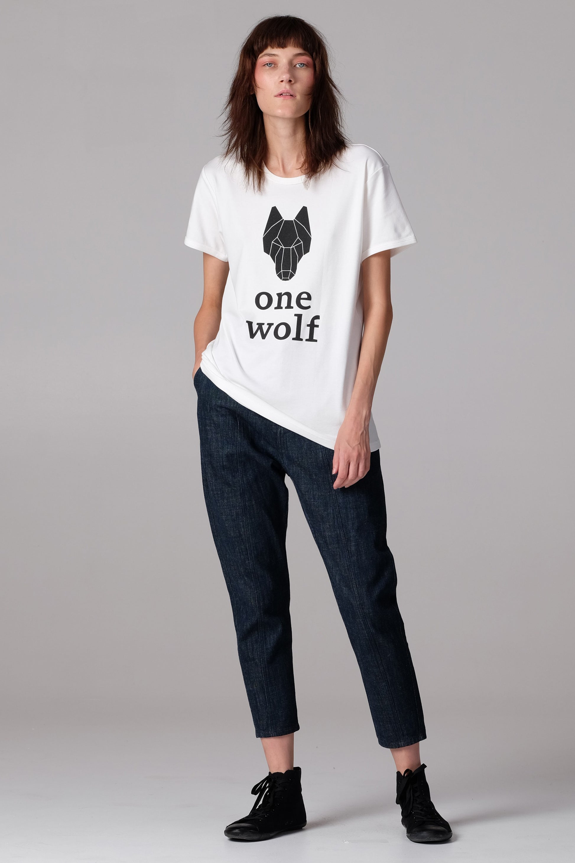 One Wolf logo T-Shirt off-white/black - One Wolf